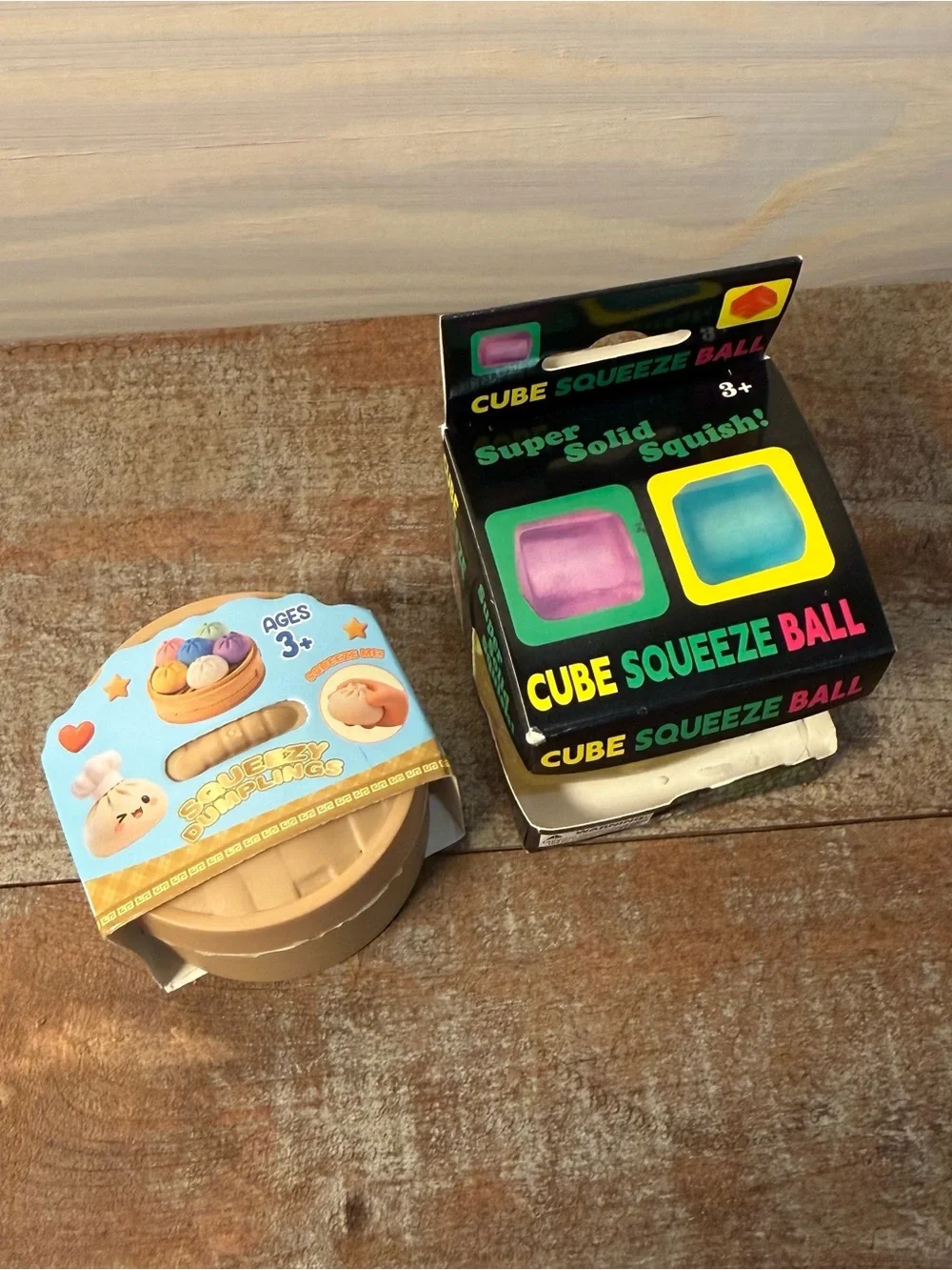 Mini squishy dumpling glitter & Fruit Cube Squeeze